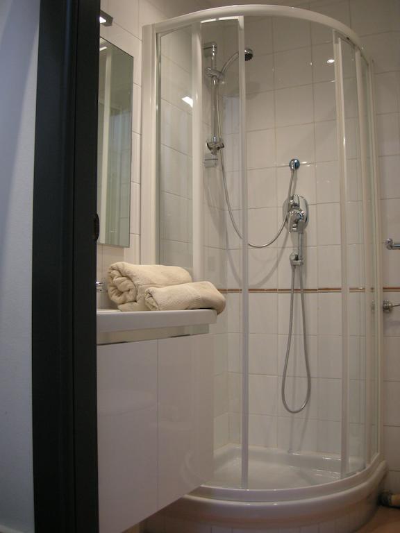 Deluxe Room with Private External Bathroom,232104103:JPEG