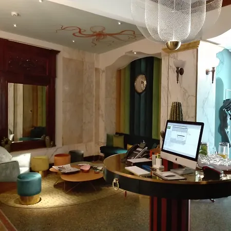 Hotel Continental Genova-3